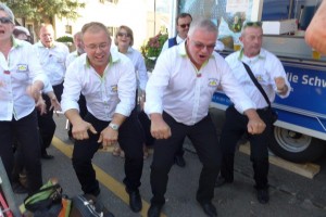 Ein letztes Mal der Schlachtruf vor der Fahrt nach Hause